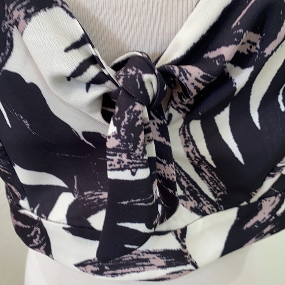 NWT Flying Tomato 🍅 Crop Top - Picture 4 of 10